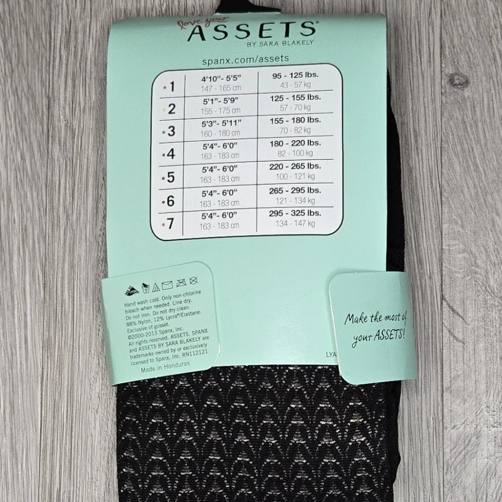 Spanx Love your Assets Textured Shaping Tights - Wish Bone Size 3 Black 2049 New
